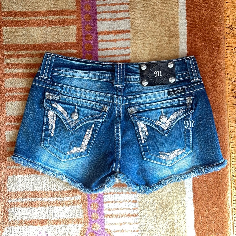 Miss Me Sequin Embellished Jean Shorts SZ 27 EUC